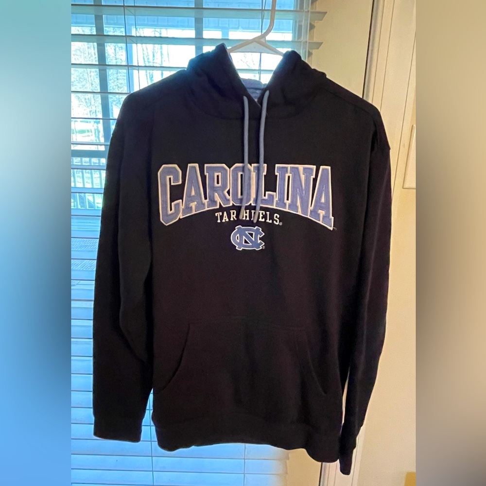 UNC CHAMPION HOODIE!